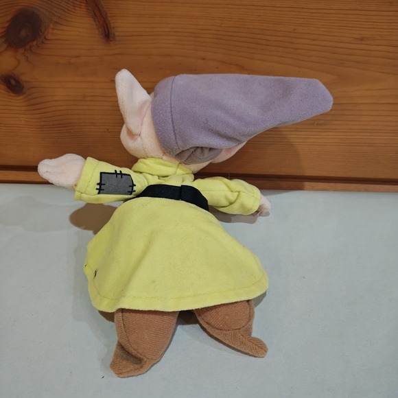 Disney Store Dopey Bean Bag Plush Dwarf 8" Snow White & Seven Dwarfs Doll Toy - Picture 2 of 3
